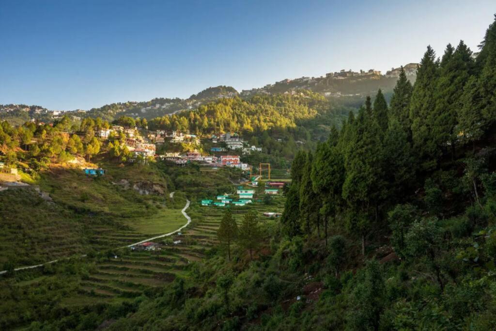 The Hill Story, Entire Chalet, Offbeat,Cozy Mussoorie Exterior foto