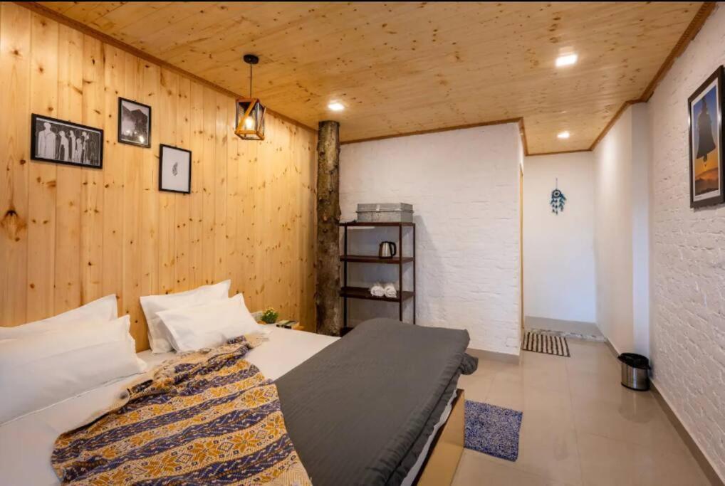 The Hill Story, Entire Chalet, Offbeat,Cozy Mussoorie Exterior foto